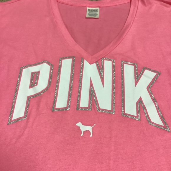 PINK Victoria’s Secret Pink LOGO V-neck Tee * Small - Picture 2 of 7